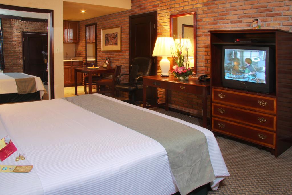 Four Points By Sheraton Saltillo Quarto foto